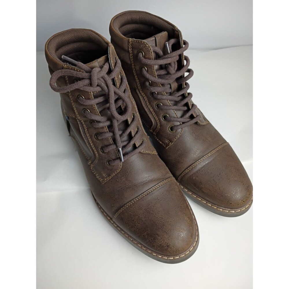 CHAPS  Men's 9.5 Brown Lace Up City Boots W/Comfort Footbed  Casual High Top